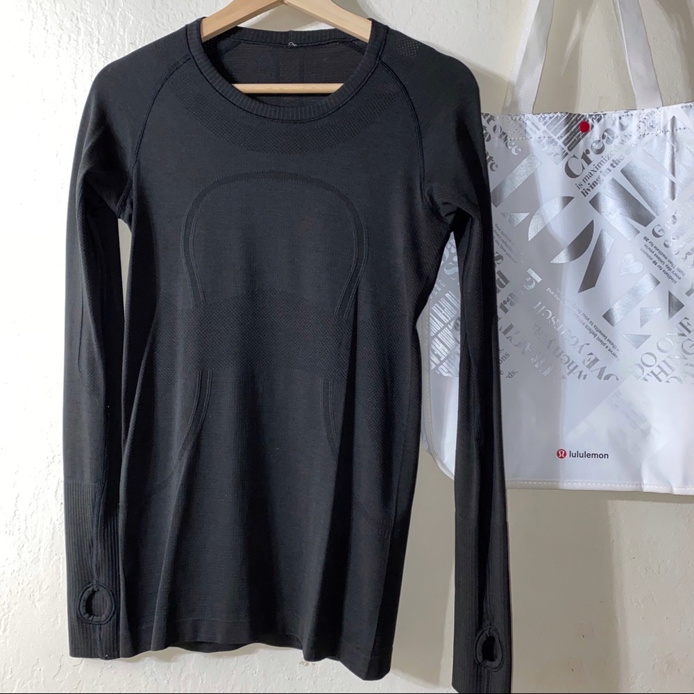 Lululemon Swiftly Tech Long Sleeve Crew